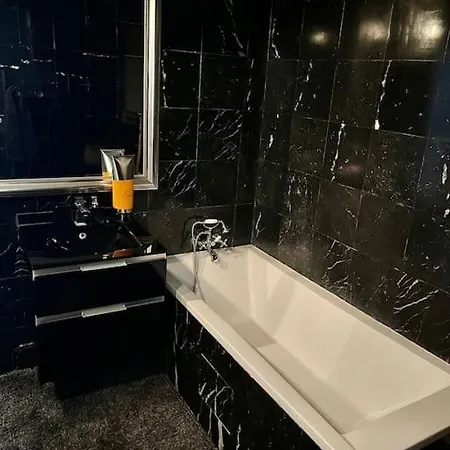 Exclusive Parisian Palace Parigi